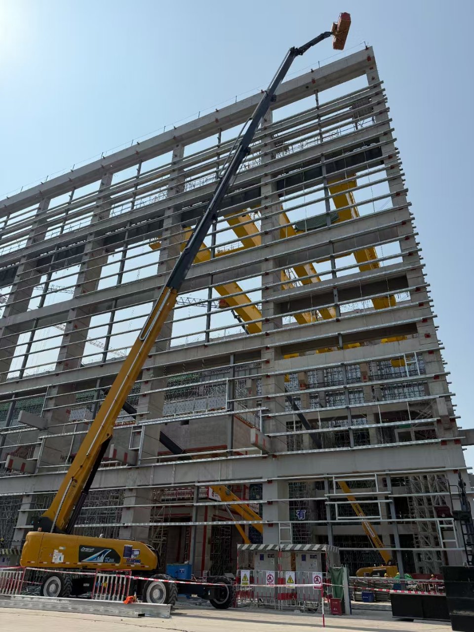 云端探索！徐工多台高米数高空作业平台助力廉江核电站建设