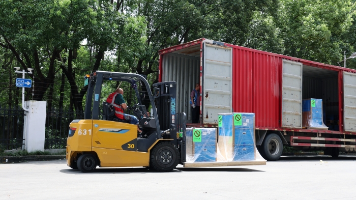 徐工新能源叉车：构筑机场物流全场景高效搬运体系