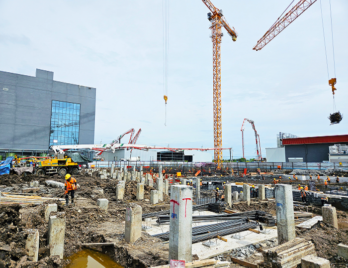 徐工泵车助建泰国工程