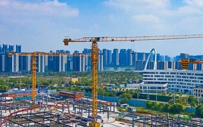 赋能江南水乡！徐工XGT7528-18S1助建绍兴镜湖康体中心